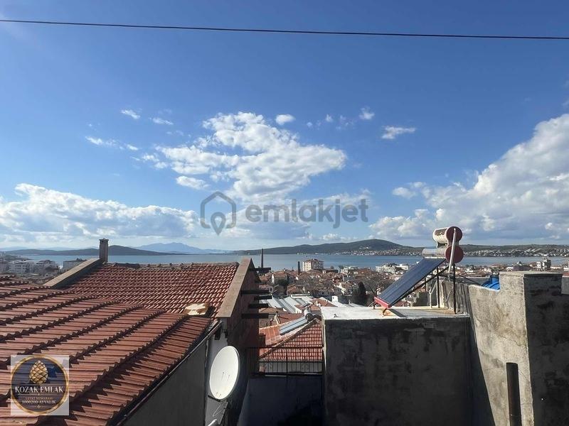 Ayvalık Merkezde Deniz Manzaralı Müstakil Ev Ve 2 Arsa - 22