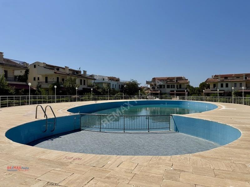 Barışkent Sitesi'nde Denize 250m Mesafede Triplex Villa - 7