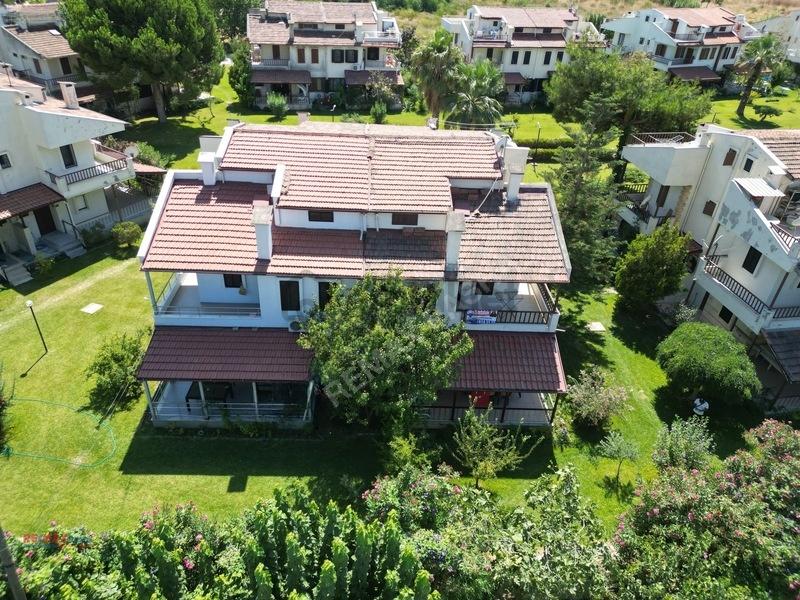 Barışkent Sitesi'nde Denize 250m Mesafede Triplex Villa - 2