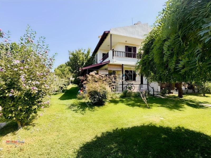 Barışkent Sitesi'nde Denize 250m Mesafede Triplex Villa - 4
