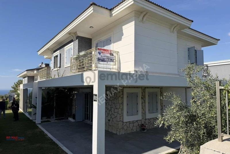 Oliva Garden İkiz Villa