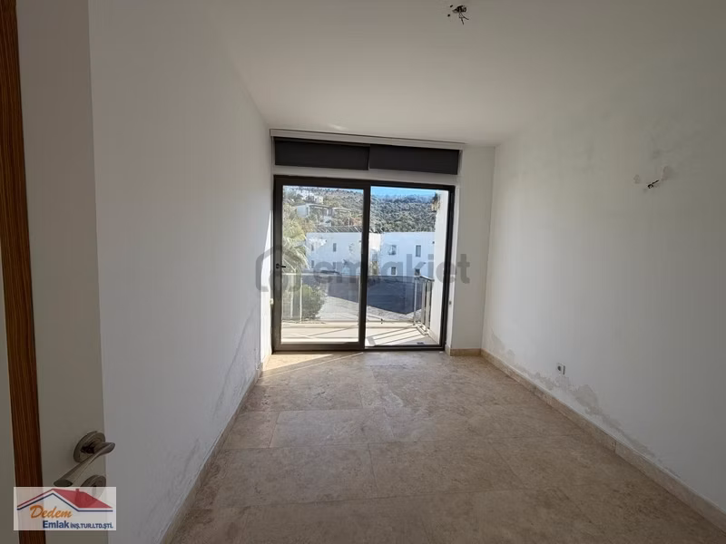 Bodrum Küçükbük Mah. Site İçerisinde Üstkat 2+1 Daire Kiralık - 10