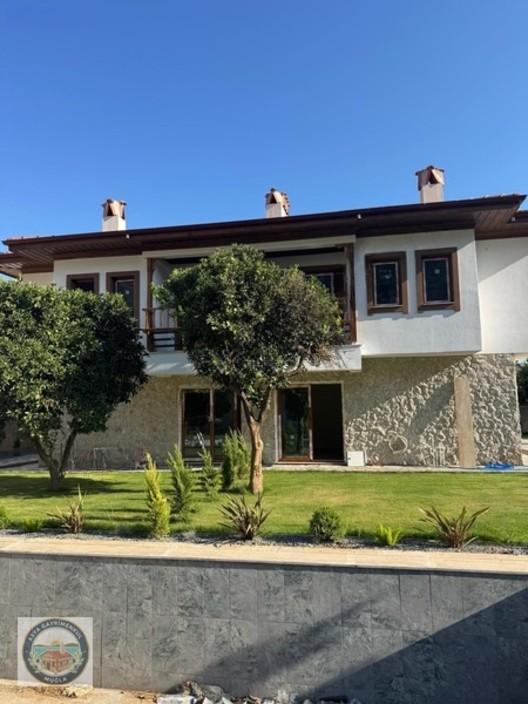 Gökovada Satılık Havuzlu Sitede 2+1 Yazlık - 12
