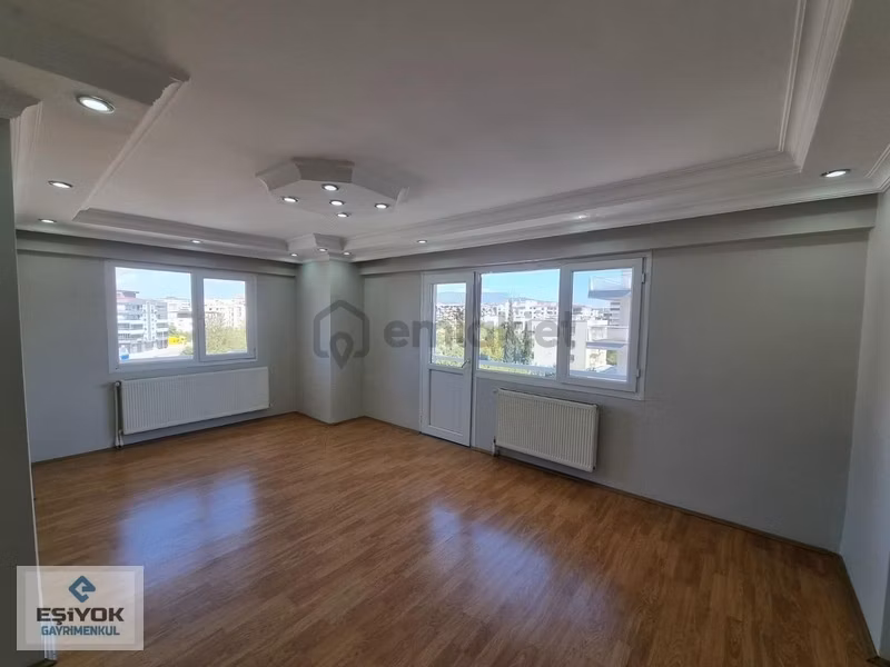 Torbalı Mah.de 3+1 Dogalgazlı Genıs Yuksek Kredı Imkanı Vardır