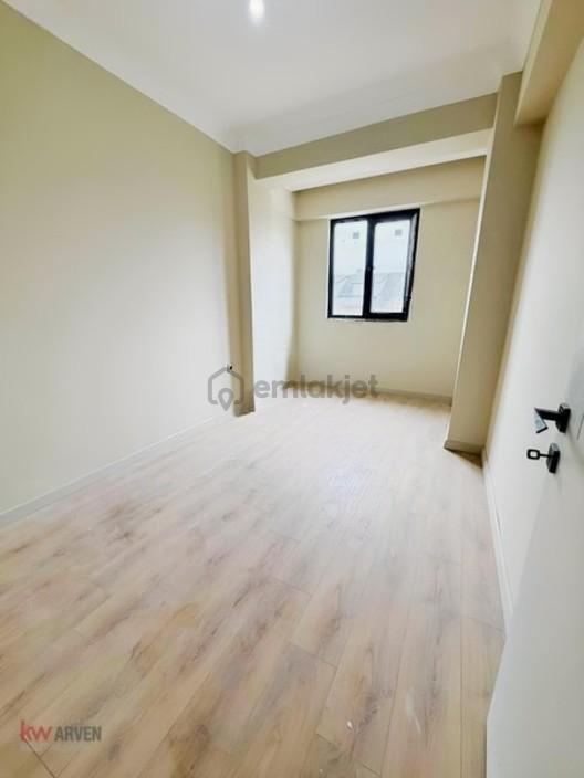 Yeşilyurt Mah. Satılık Asansörlü,teraslı 3+1 Ç.dubleksi Daire - 17