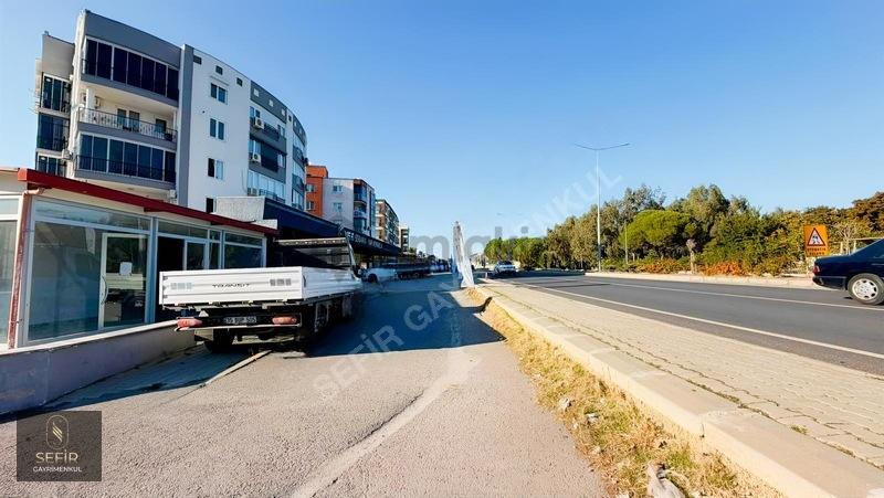 Seferihisar'da Cadde Üzerinde Kiralık Dükkan - 12