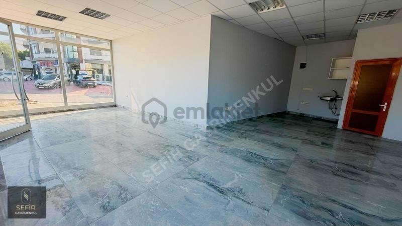 Seferihisar'da Cadde Üzerinde Kiralık Dükkan - 25