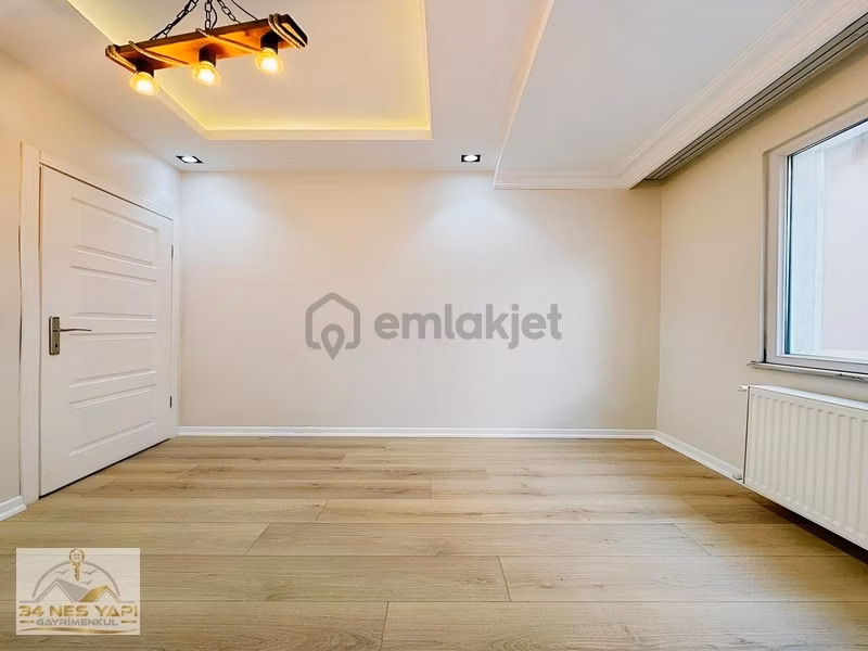 Metrobüse Yakın Tek Daire Üzeri Lüx Arakat 2+1 Satılık Daire!!! - 23
