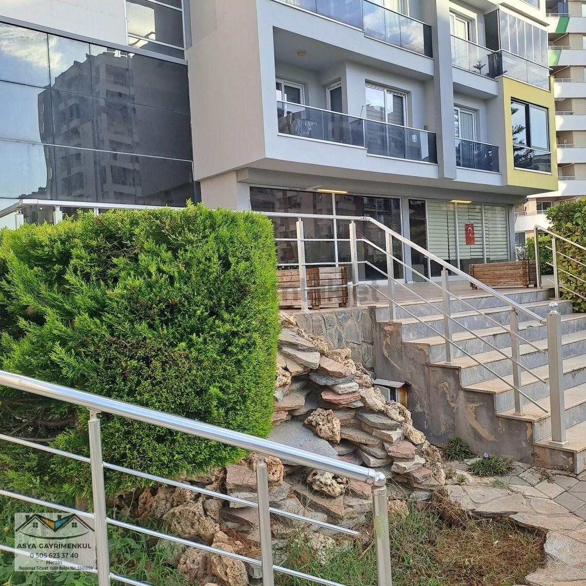 Asya' Dan Ünüversite Caddesi Eşyalı Kiralık Havuzlu - 25