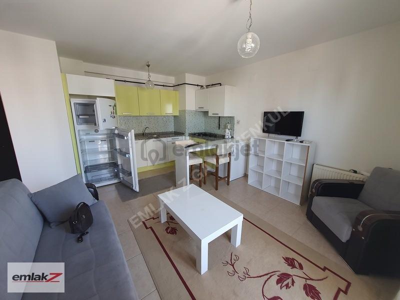 Mersin'de Güvenlikli Sitede Eşyalı 1+1 Kiralık Daire - 6