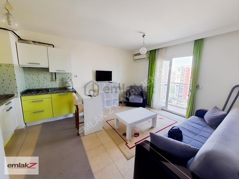Mersin'de Güvenlikli Sitede Eşyalı 1+1 Kiralık Daire - 10