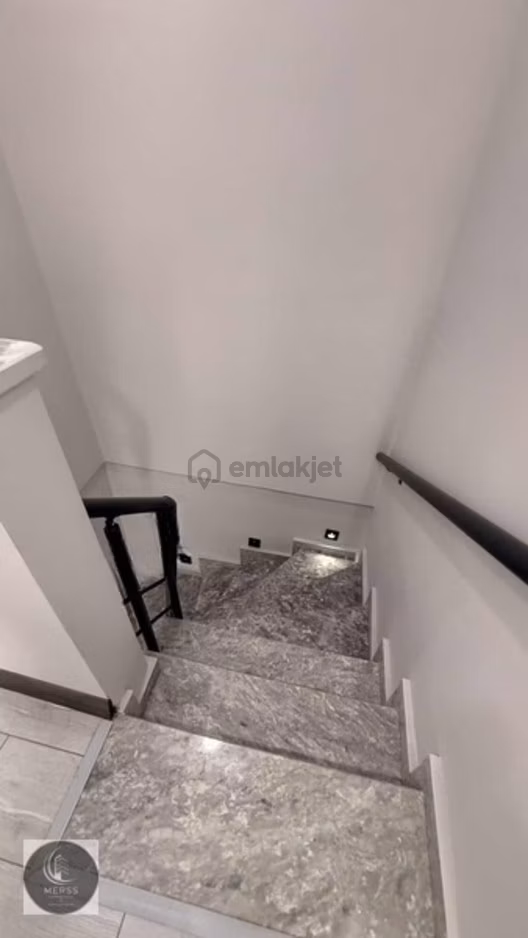 Sultanbeyli Battalgazi'de 4+1 Üst Dubleks Daire Satılıktır - 23