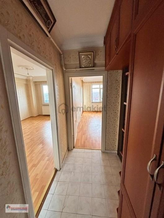 Bağcılar Yıldıztepe'de Kiralık 2+1 Daire (100m² Net) - 9