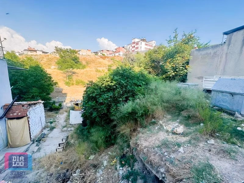 Bornova Meriç Mahallesin' De Tek Tapu Arsa - 4
