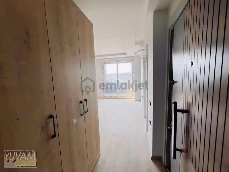 Yuvam'dan Tömükte Satılık Havuzlu Sitede 1+1 - 9