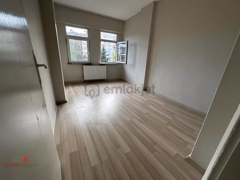 Murat Emlak'tan Kiralık 5.kat 2+1 Balkonlu Cadde Üstü Daire - 13