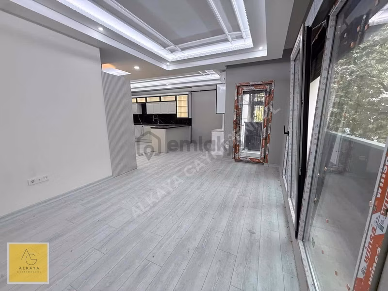 Suadiye'de Marmaray Yakını Satılık 2+1 Sıfır Daire,ara Kat, 80m² - 25