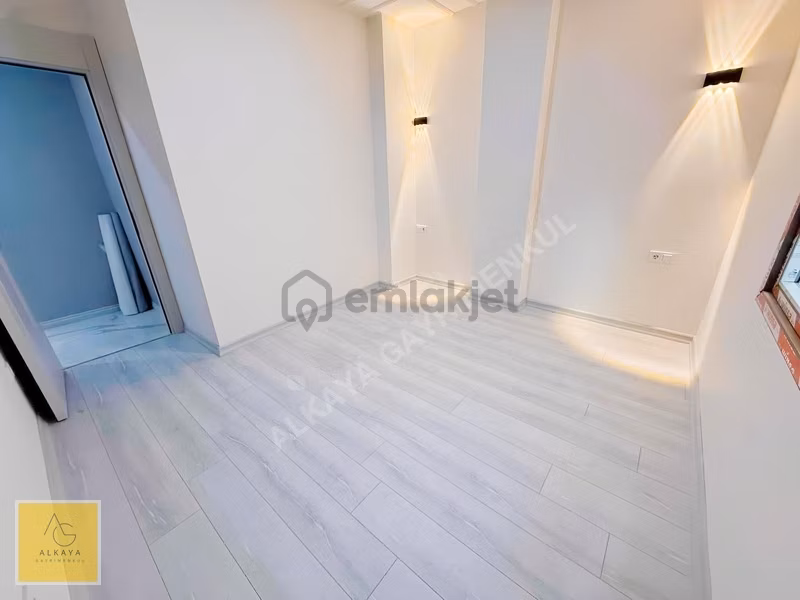 Suadiye'de Marmaray Yakını Satılık 2+1 Sıfır Daire,ara Kat, 80m² - 31