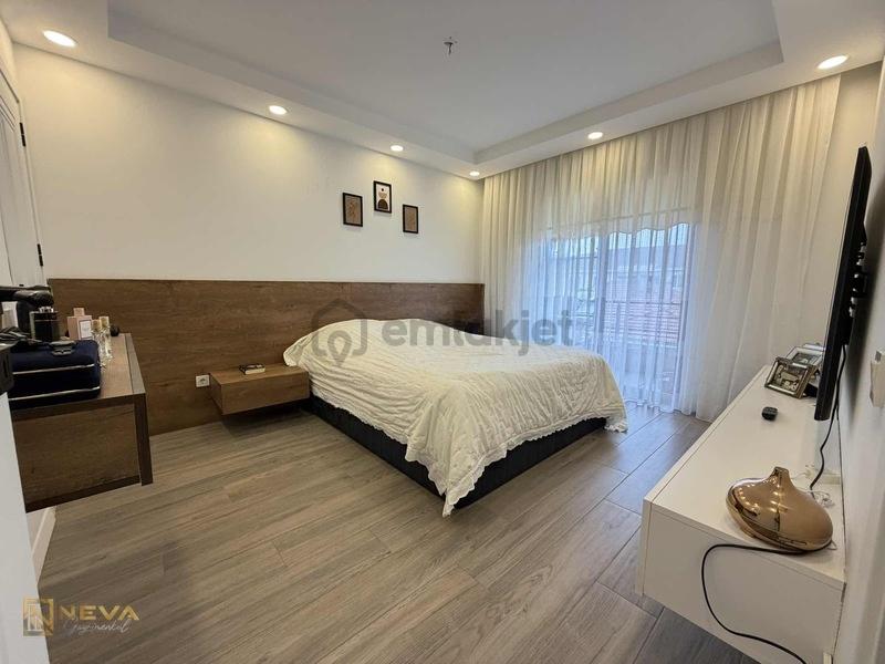 Serdivan Yazlık Mah. Kiralık 3+1 135 M2 Daire - 22