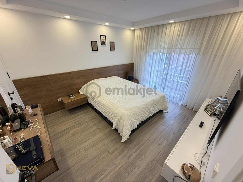 Serdivan Yazlık Mah. Kiralık 3+1 135 M2 Daire - 21