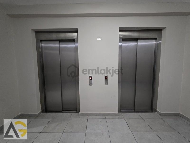 Auradan Üniversite Caddesinde Eşyalı Kiralık 1+1 Daire - 16