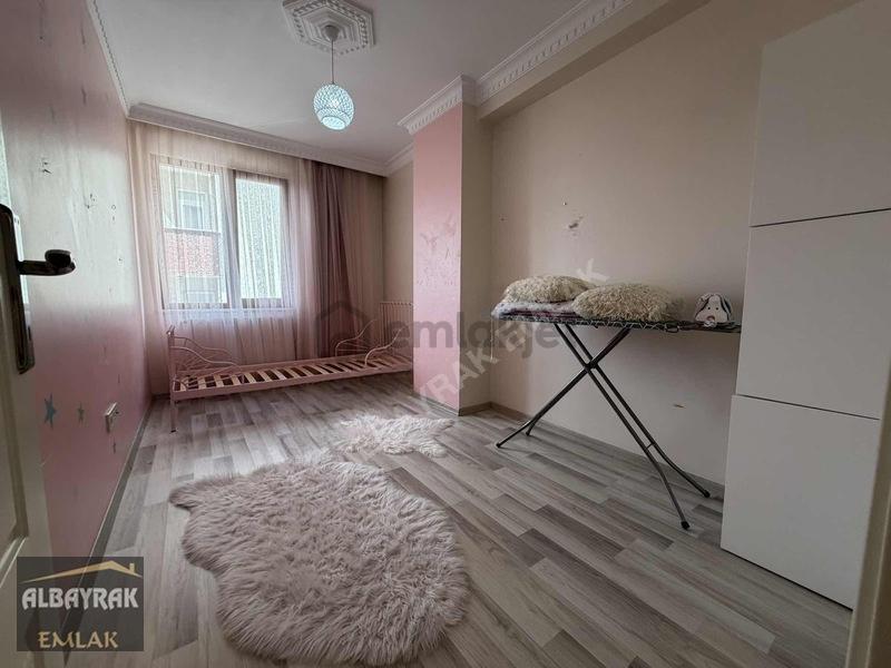Albayrak Emlaktan Ara Kat Önü Açık Çok Kullanışlı Daire - 14