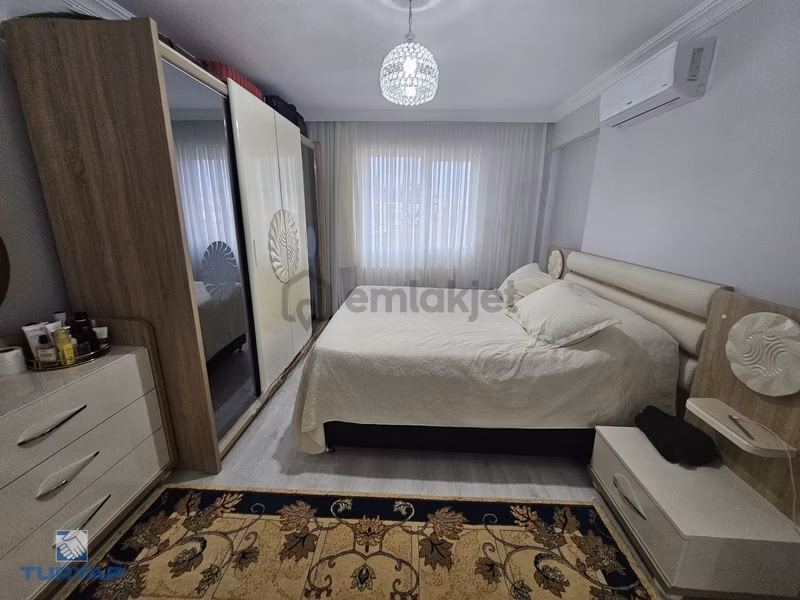 Aydın Caddesinde 160 M² Lüks 3+1 Çift Balkon&asansör Satılık - 13