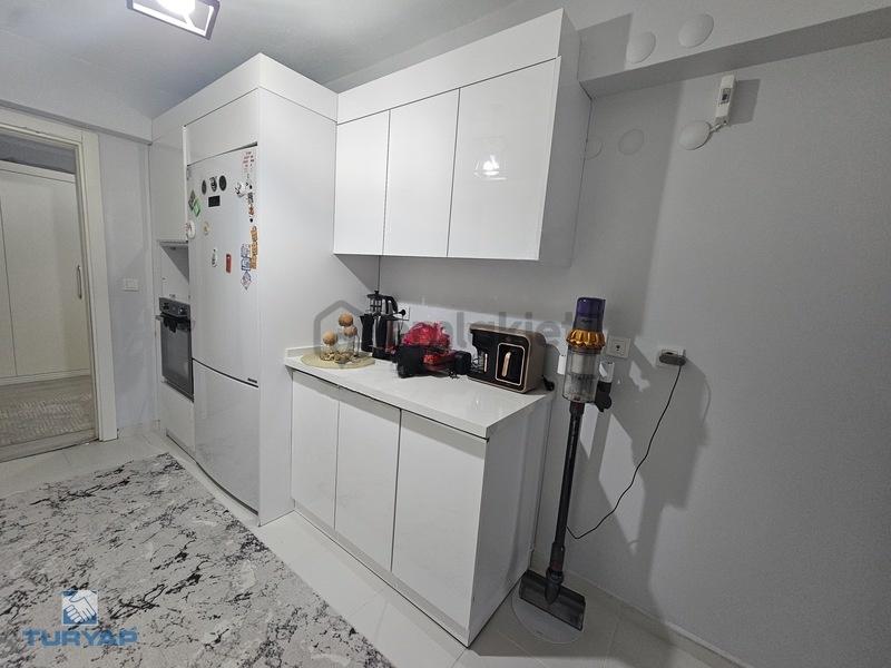 Aydın Caddesinde 160 M² Lüks 3+1 Çift Balkon&asansör Satılık - 5