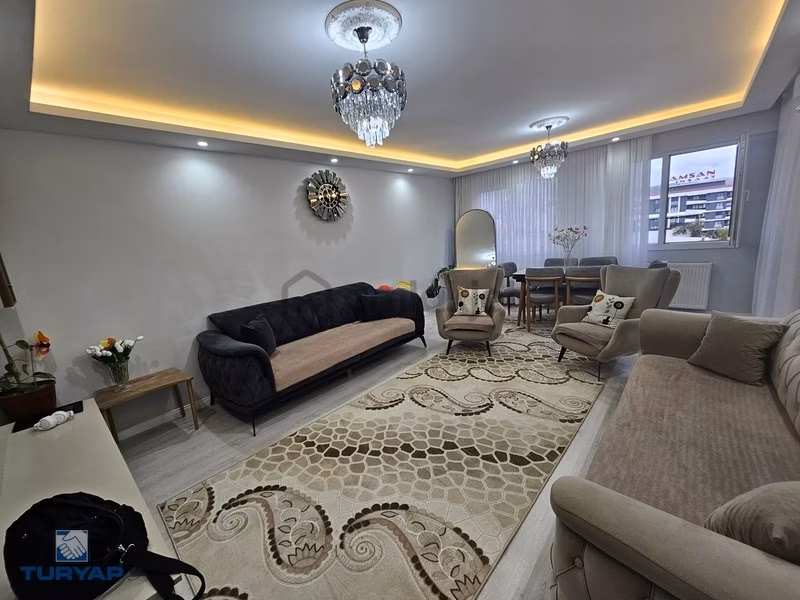 Aydın Caddesinde 160 M² Lüks 3+1 Çift Balkon&asansör Satılık - 9