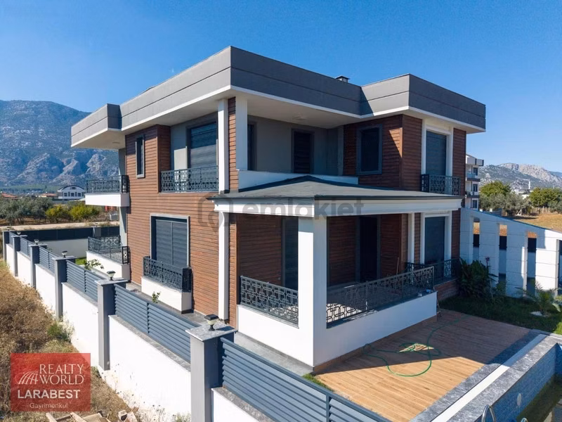 Döşemealtında Tam Müstakil Parselde Özel Havuzlu Sıfır Villa - 4