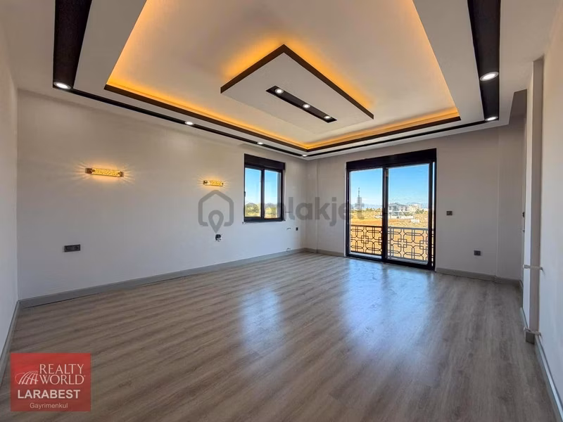 Döşemealtında Tam Müstakil Parselde Özel Havuzlu Sıfır Villa - 16