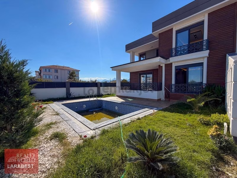 Döşemealtında Tam Müstakil Parselde Özel Havuzlu Sıfır Villa - 3