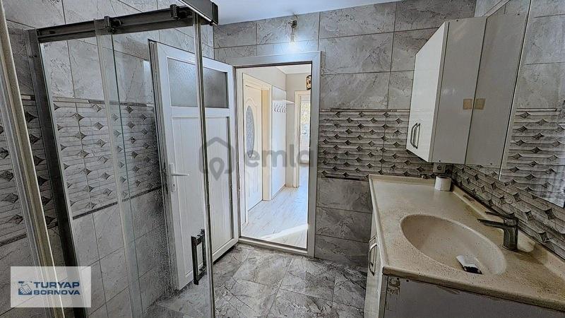 Bornova Altındağ Meriç Mah.de Kiralık Doğalgazlı 2+1 Daire - 9