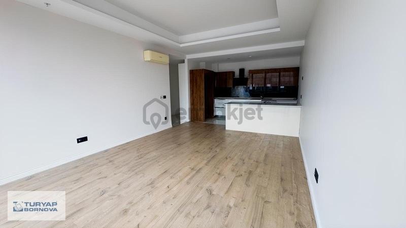 Double Diamond'da Deniz Manzaralı Satılık 2+1 Daire - 4