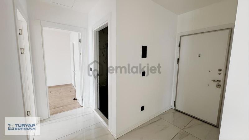 Double Diamond'da Deniz Manzaralı Satılık 2+1 Daire - 10