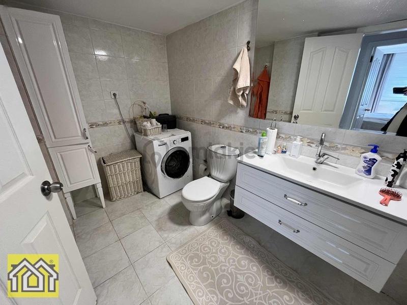 Agora Avm Karşısı Site İçinde Otoparklı - 175 M2 3+1 - 21