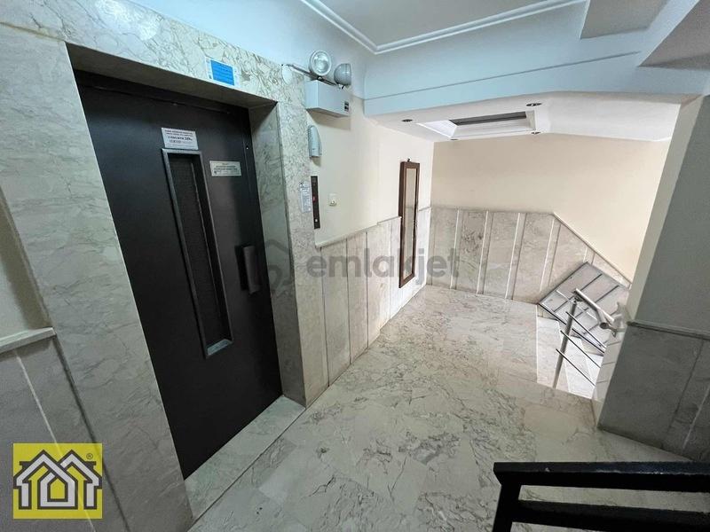 Agora Avm Karşısı Site İçinde Otoparklı - 175 M2 3+1 - 29