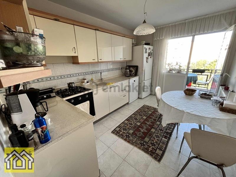 Agora Avm Karşısı Site İçinde Otoparklı - 175 M2 3+1 - 13