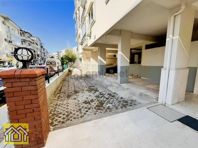 Agora Avm Karşısı Site İçinde Otoparklı - 175 M2 3+1 - 32