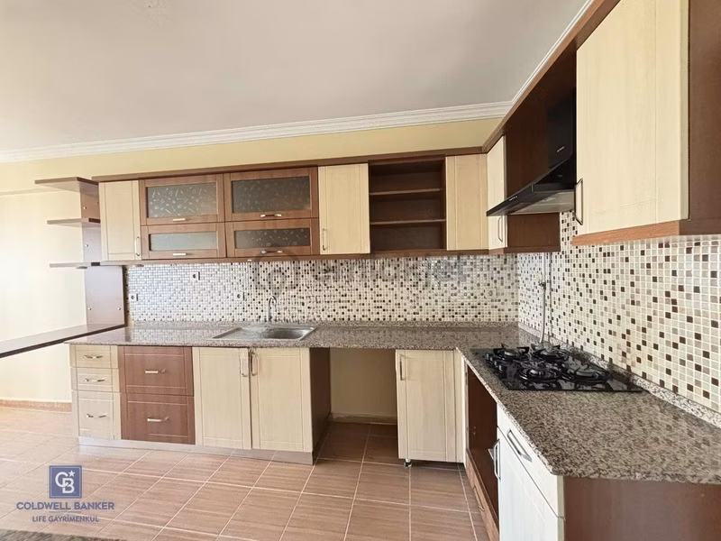 Karşıyaka Şemiklerde 155m2 3+1 Kiralık Daire - 6