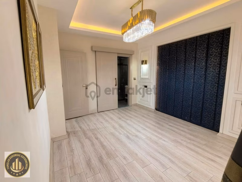 Bağcılar'da Ultra Lüks Kiralık Daire - 15
