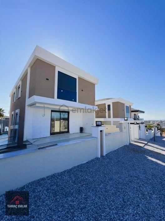 Didim'de Satılık Deniz Manzaralı Alt Kat Yatak Odalı Villa - 26