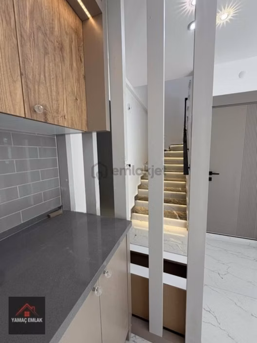 Didim'de Satılık Deniz Manzaralı Alt Kat Yatak Odalı Villa - 22