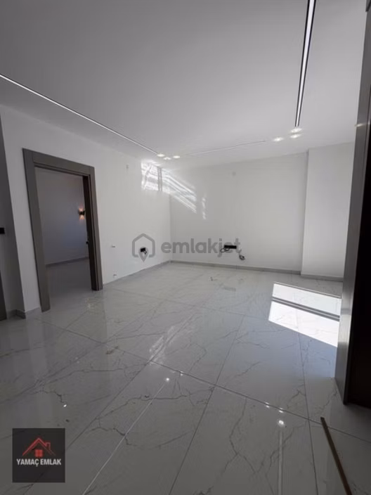 Didim'de Satılık Deniz Manzaralı Alt Kat Yatak Odalı Villa - 9