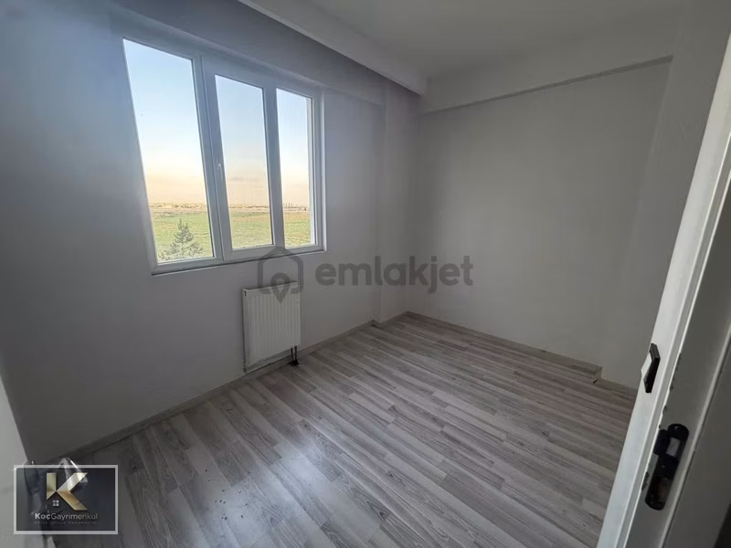 Havaalanı Kavşağı Üzeri Kiralık 3+1 Daire - 14