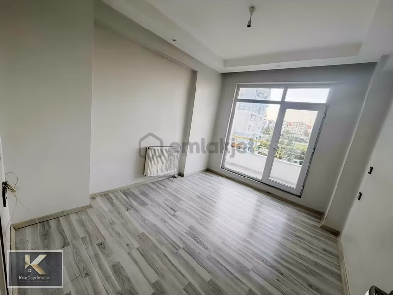 Havaalanı Kavşağı Üzeri Kiralık 3+1 Daire - 3
