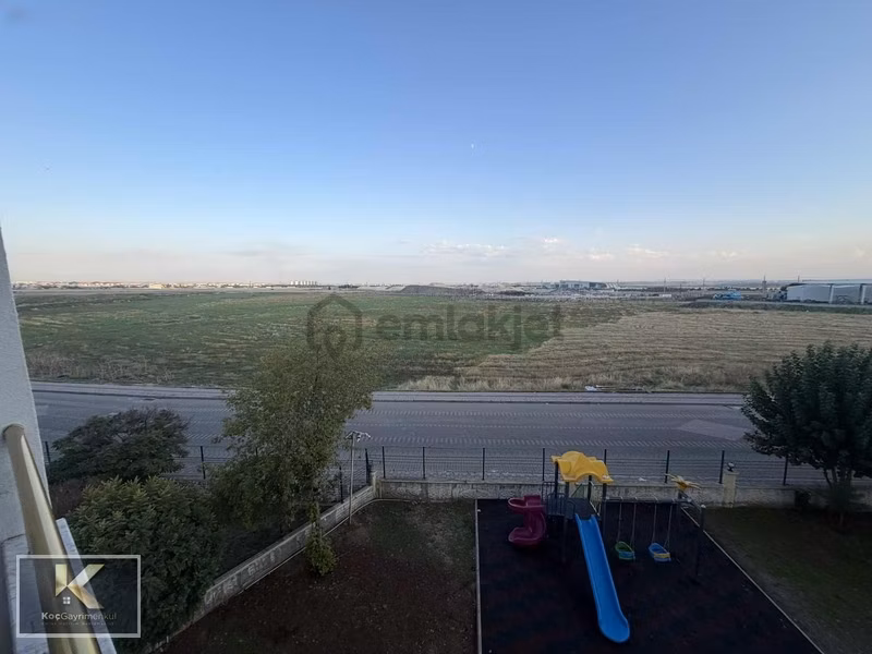 Havaalanı Kavşağı Üzeri Kiralık 3+1 Daire - 10
