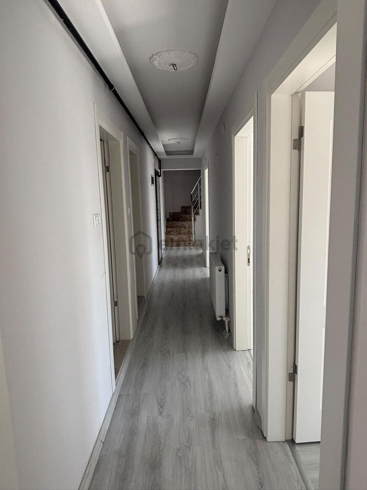 Sahibinden Gölette Dublex 5+1 Kiralık Daire - 15