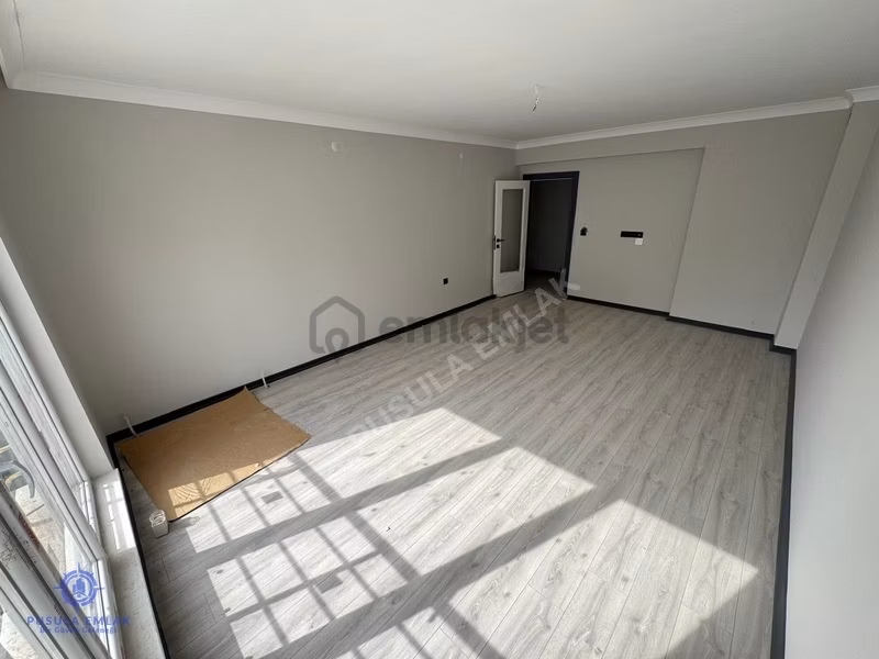 Ｐｕｓｕｌａ 'ｄａｎ1048 Cad. 2'dk Mesafede Krediye Uygun Sıfır 3+1 Daire - 9