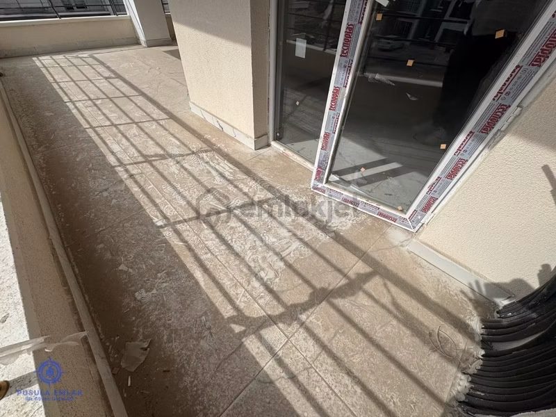 Ｐｕｓｕｌａ 'ｄａｎ1048 Cad. 2'dk Mesafede Krediye Uygun Sıfır 3+1 Daire - 5